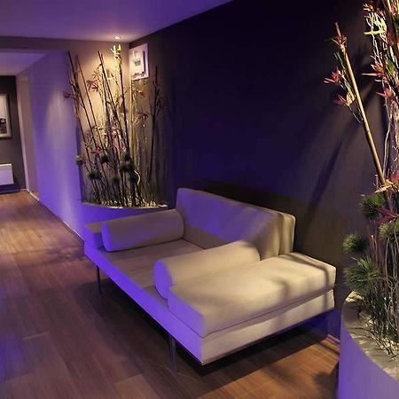 Kondo Suites Чесме Екстериор снимка