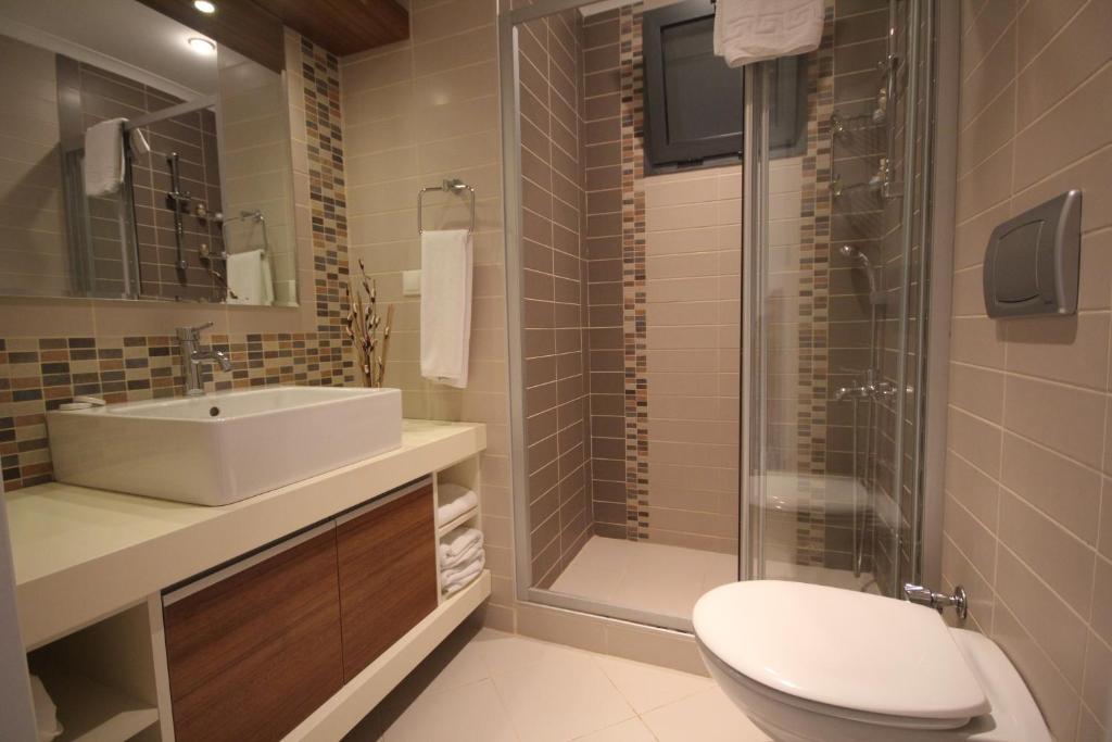 Kondo Suites Чесме Стая снимка