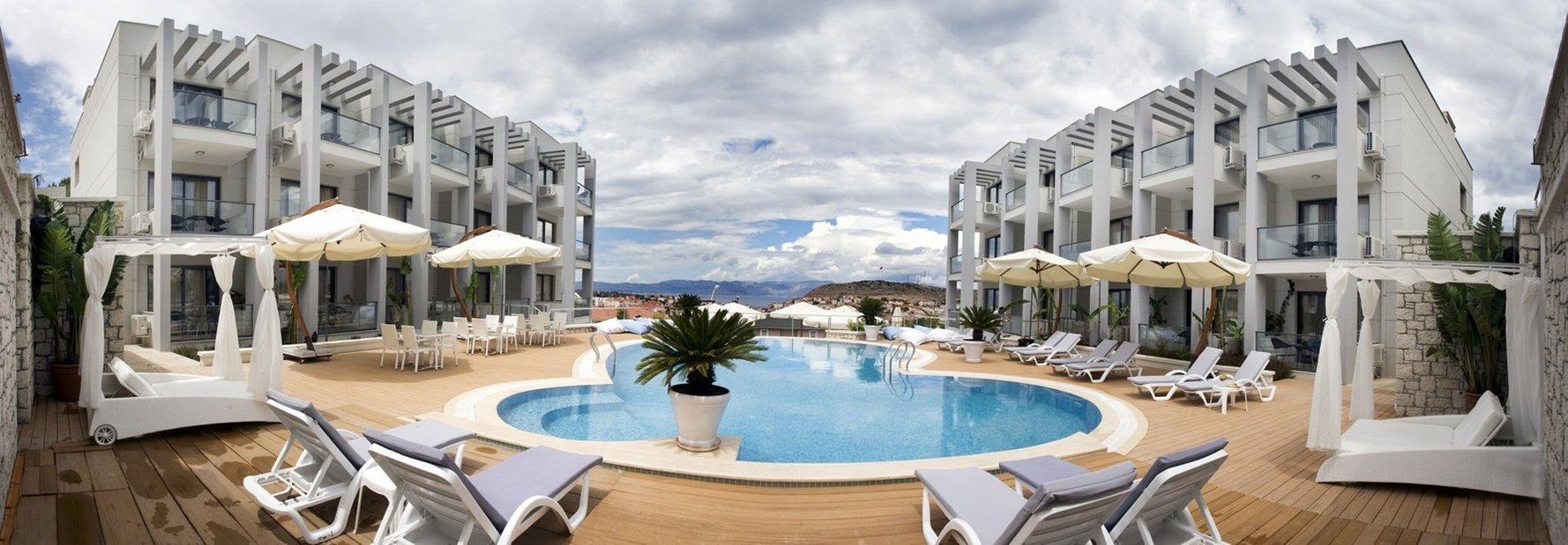 Kondo Suites Чесме Екстериор снимка