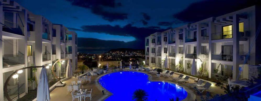 Kondo Suites Чесме Екстериор снимка