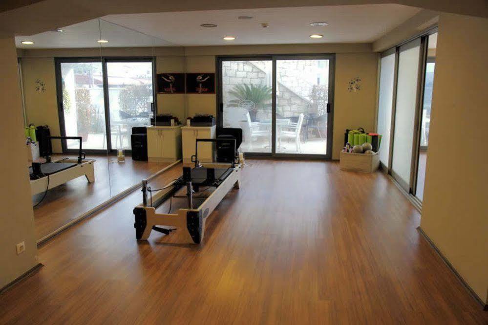 Kondo Suites Чесме Екстериор снимка